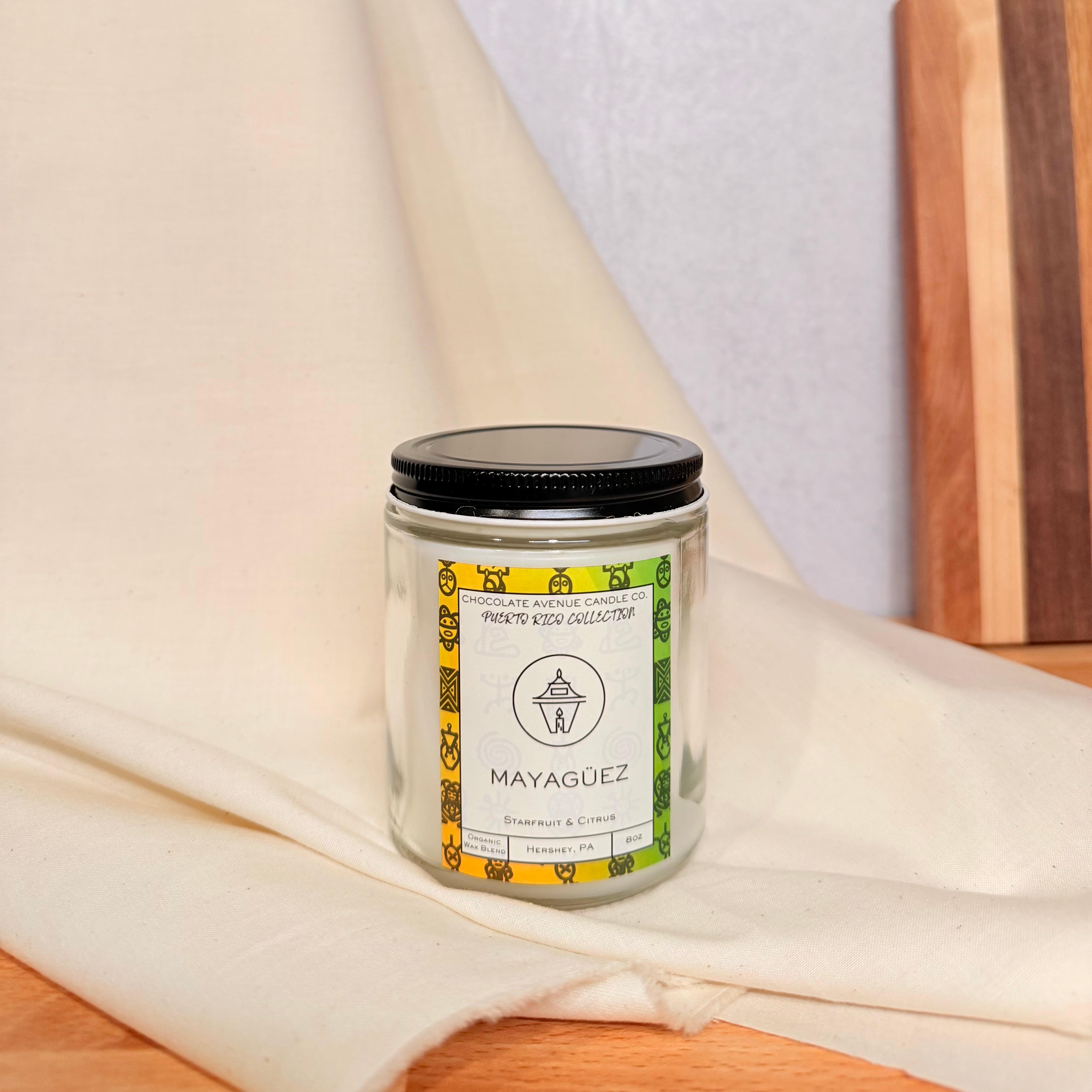 Mayagüez candle with juicy starfruit and bright citrus tropical notes inspired by Puerto Rico.