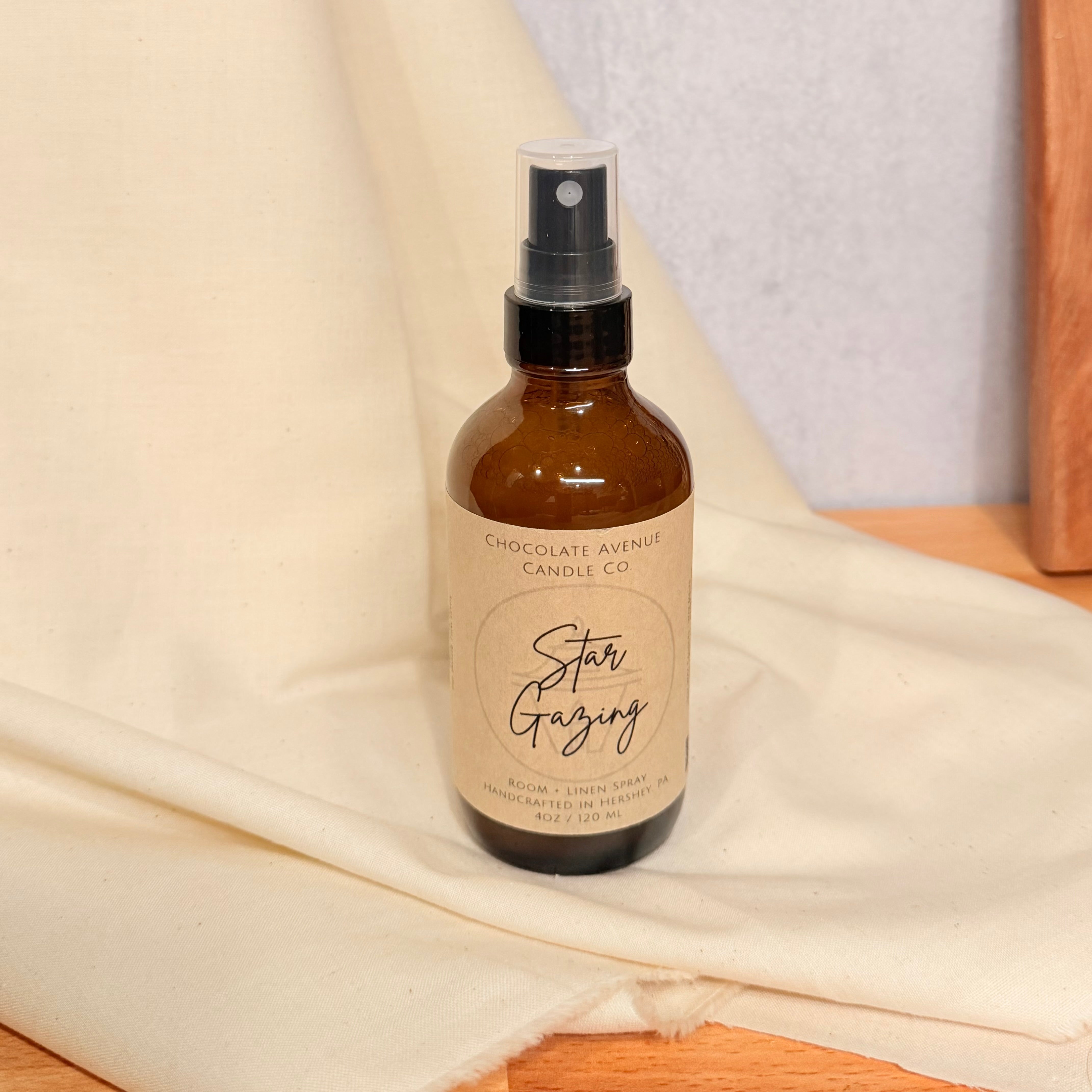 Star Gazing room spray with notes of crisp greens, fresh mint, florals, and soft musk.